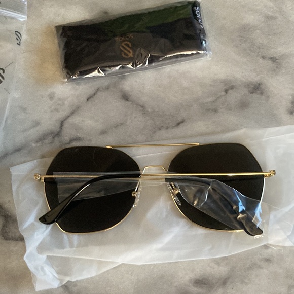 SOJOS - Picture 7 of 11